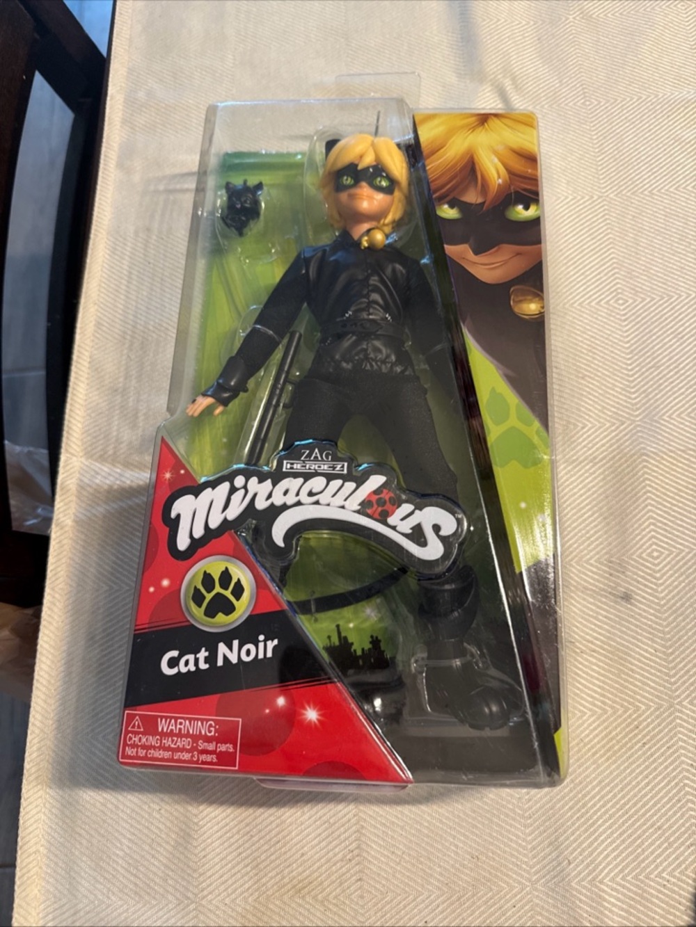 Miraculous Cat Noir Action Figure - Black Costume